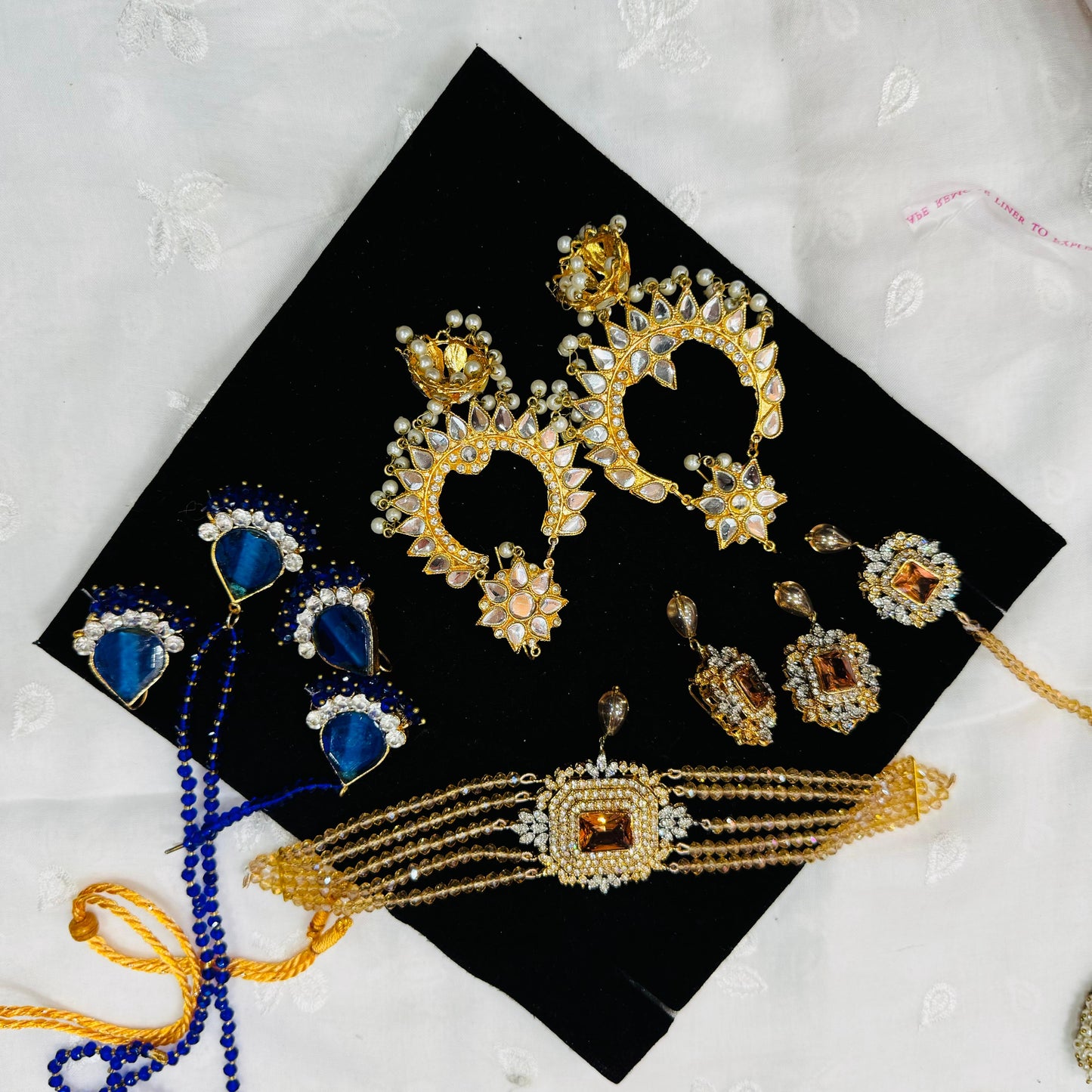 DEAL 38: With 5 articles_ Real price_5000_Discounted: 2200