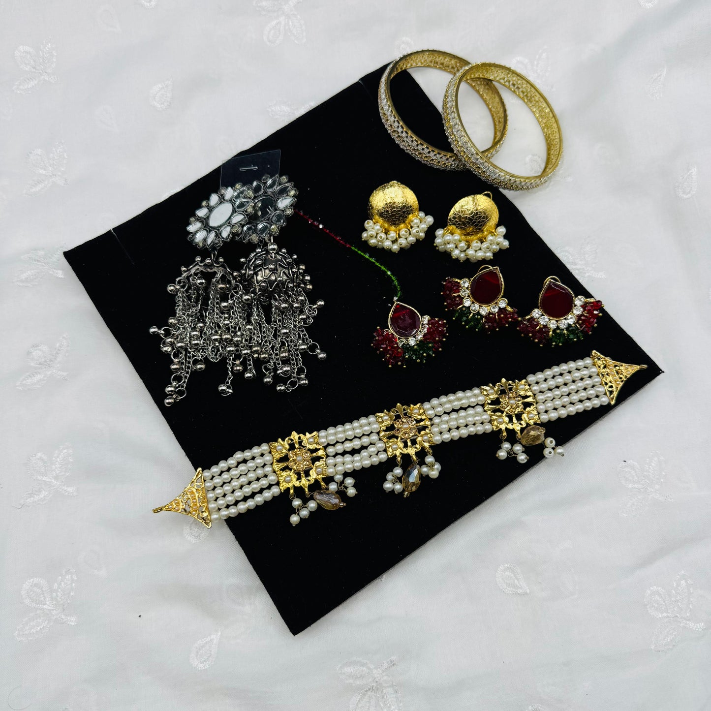 DEAL 7: With 5 articles_ Real price_3500_Discounted: 1800