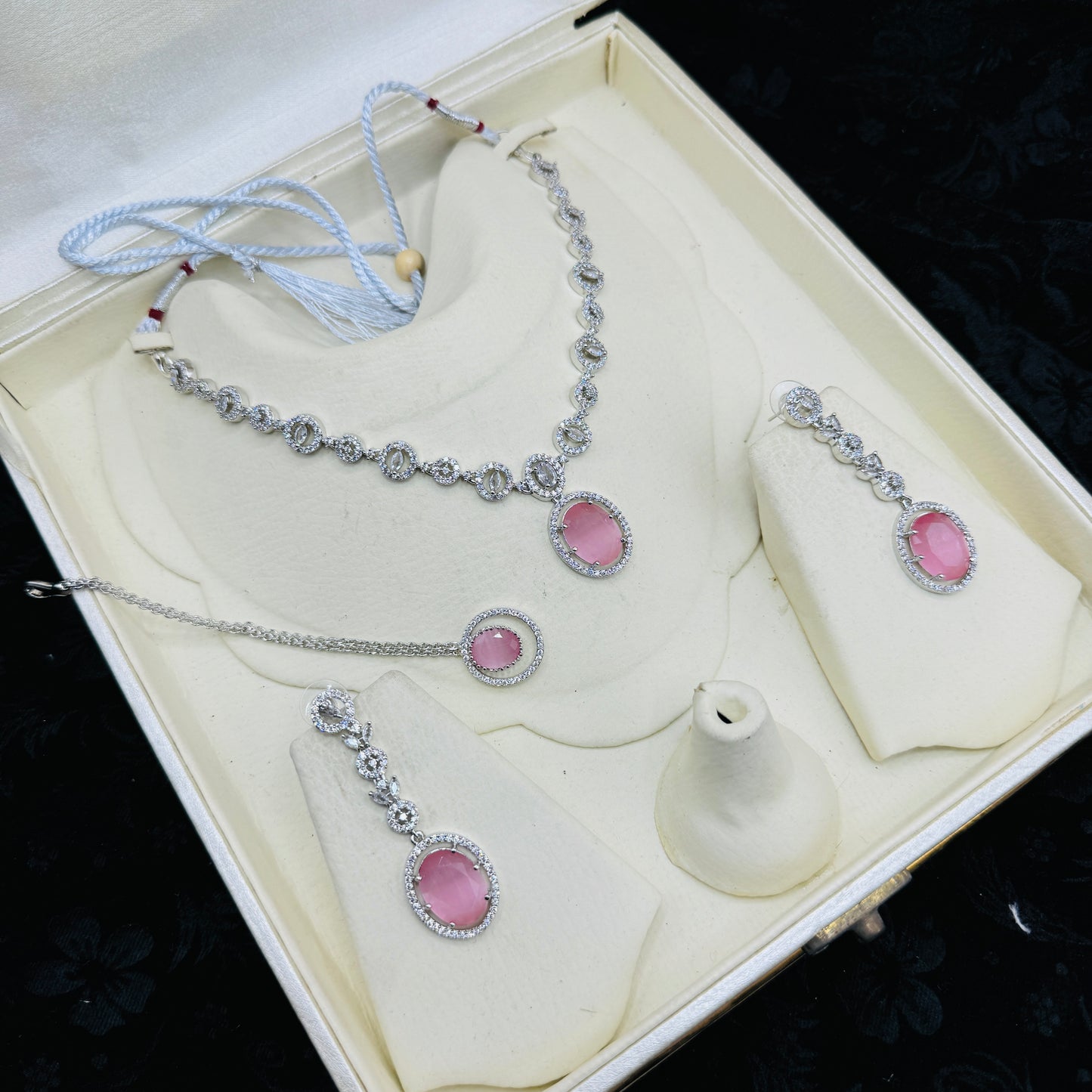 Zircon Set