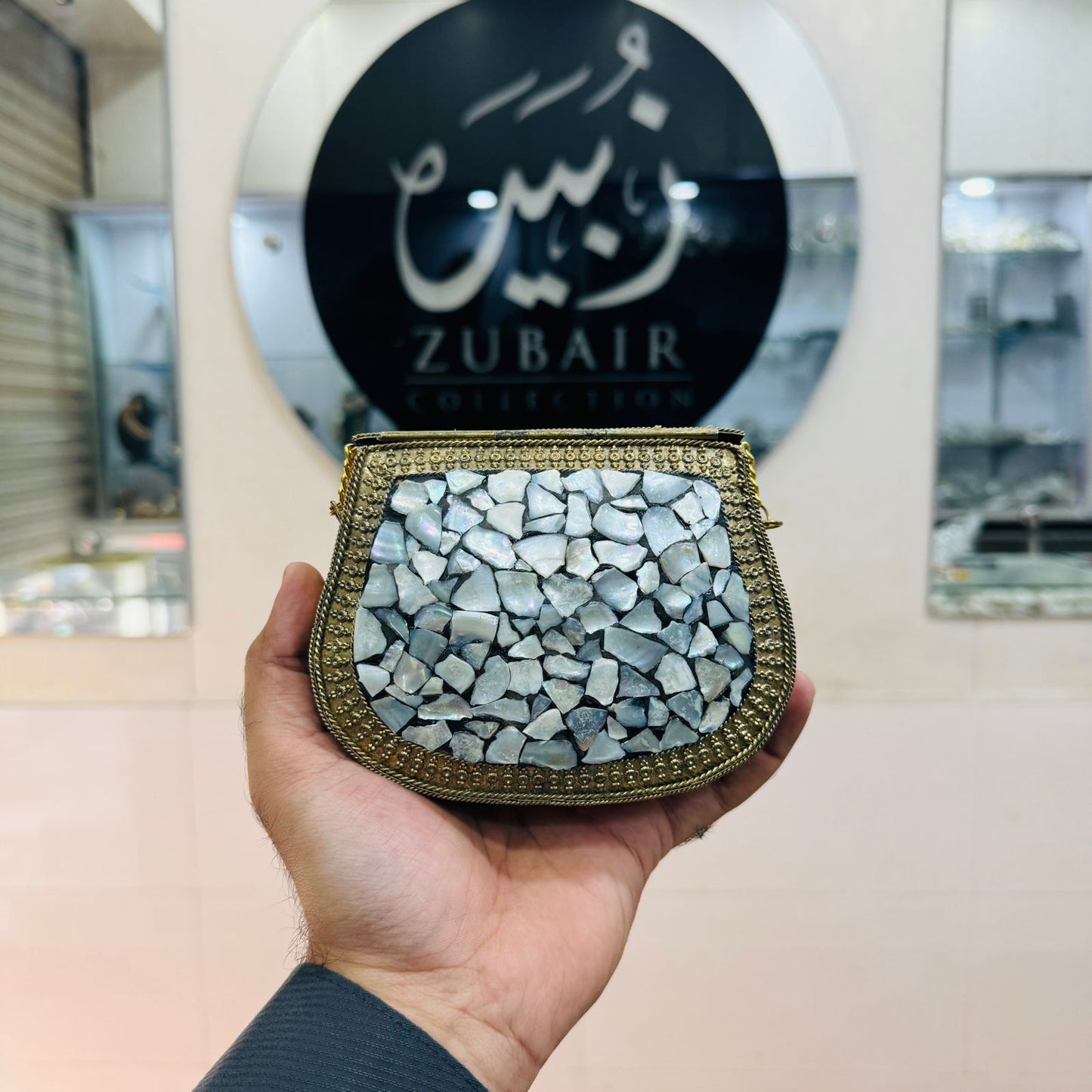 BEAUTIFUL INDIAN METAL CLUTCH