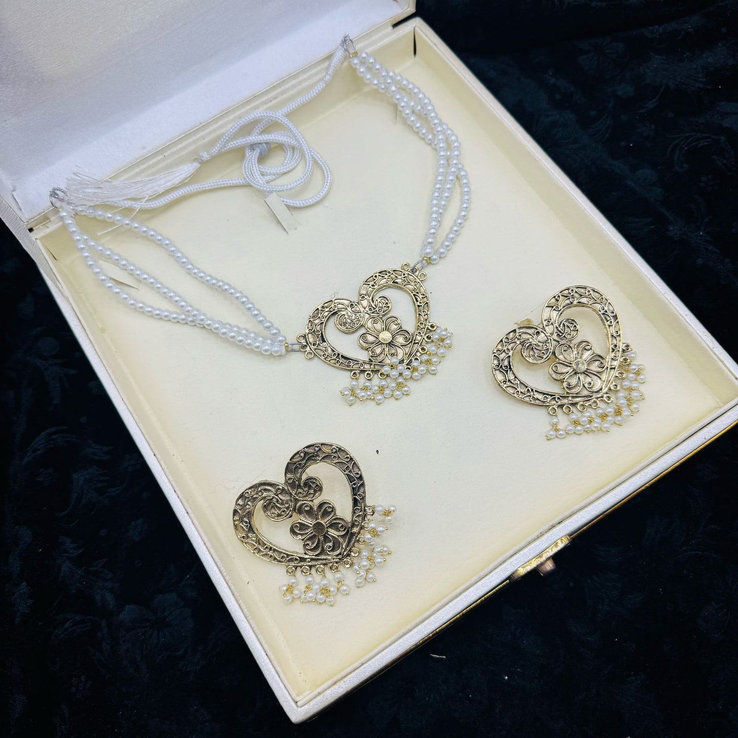 Afghani Heart set