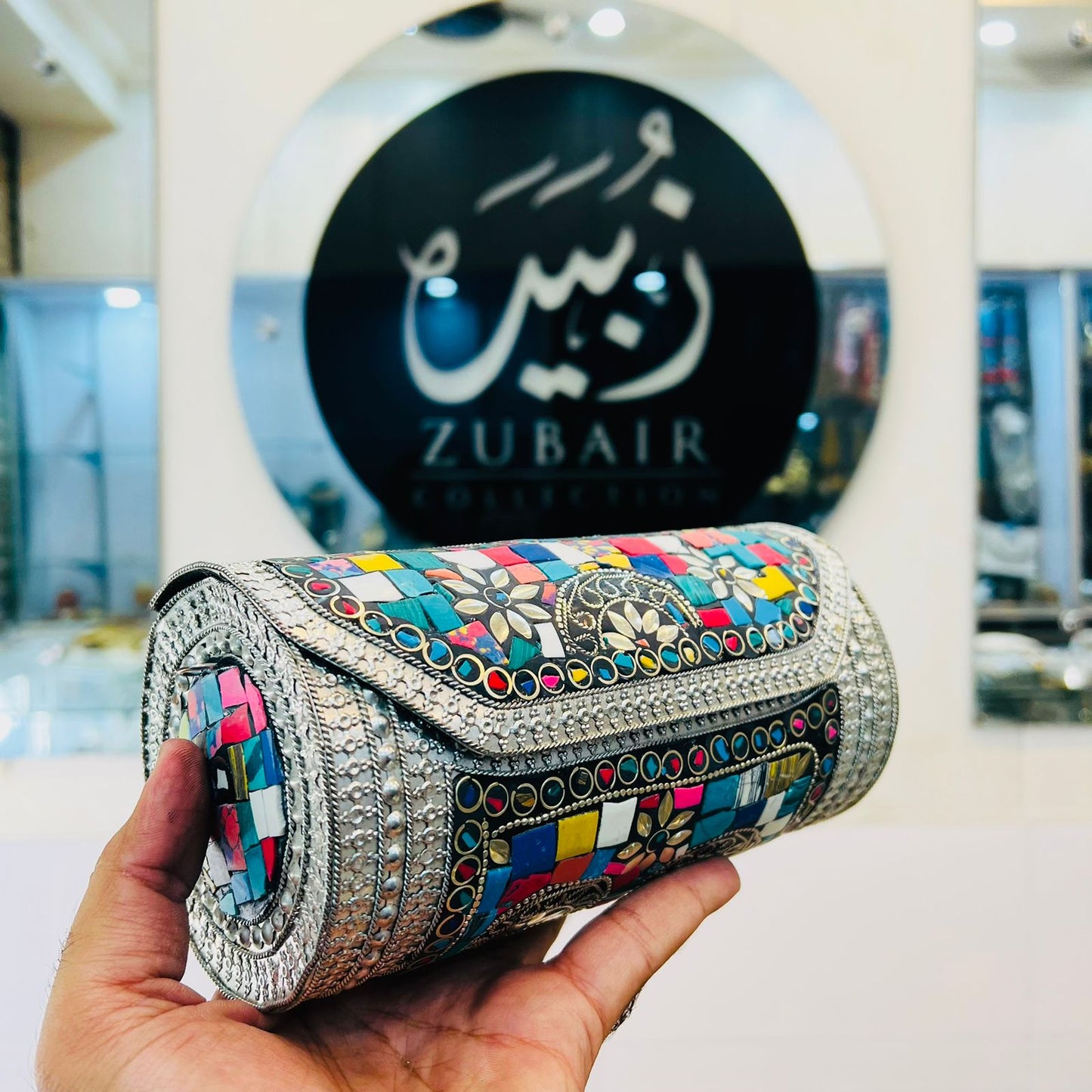Silver Round Multi Clutch