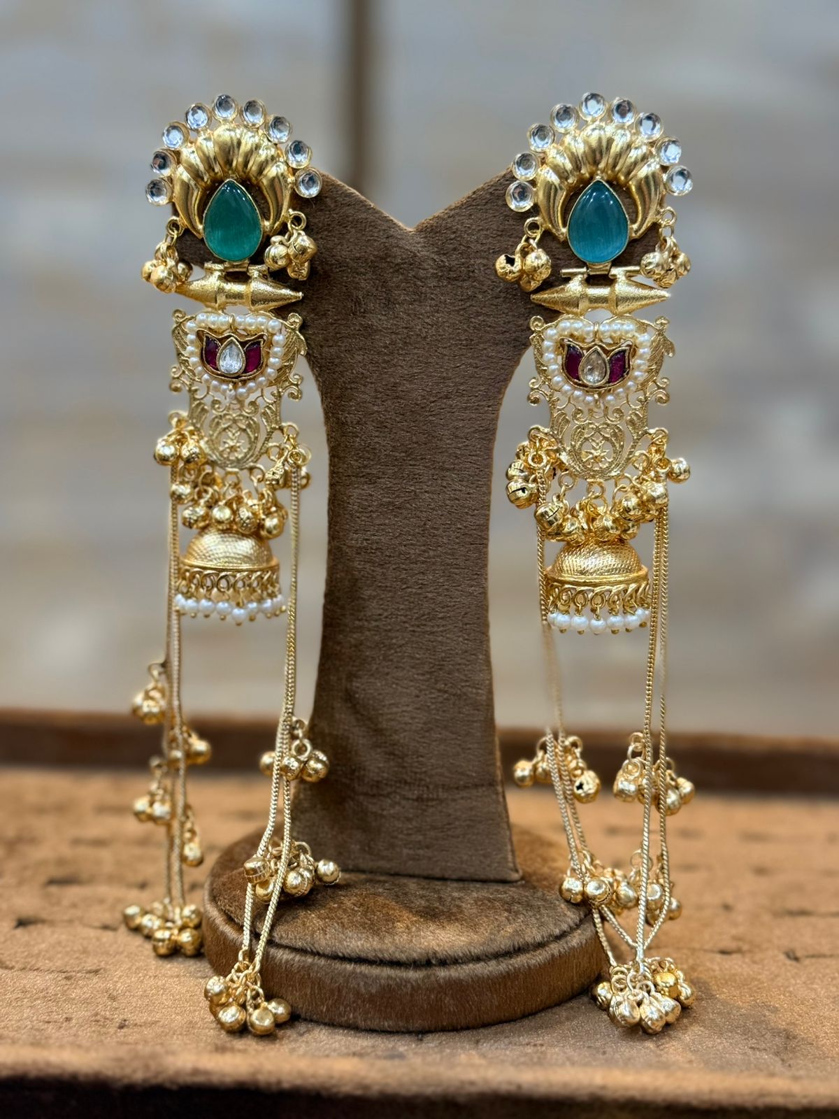 Stylish Luxury Kashmiri Golden Jhumkay_New Arrival 9