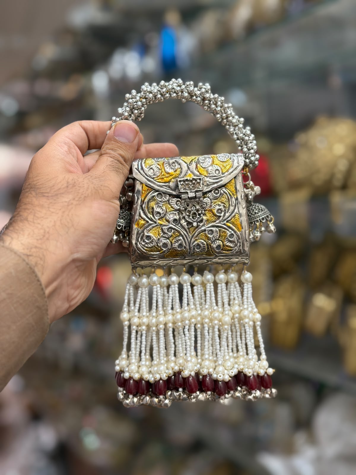 Stylish Indian Silver Designer Metal Clutch_Small Size_New Arrival