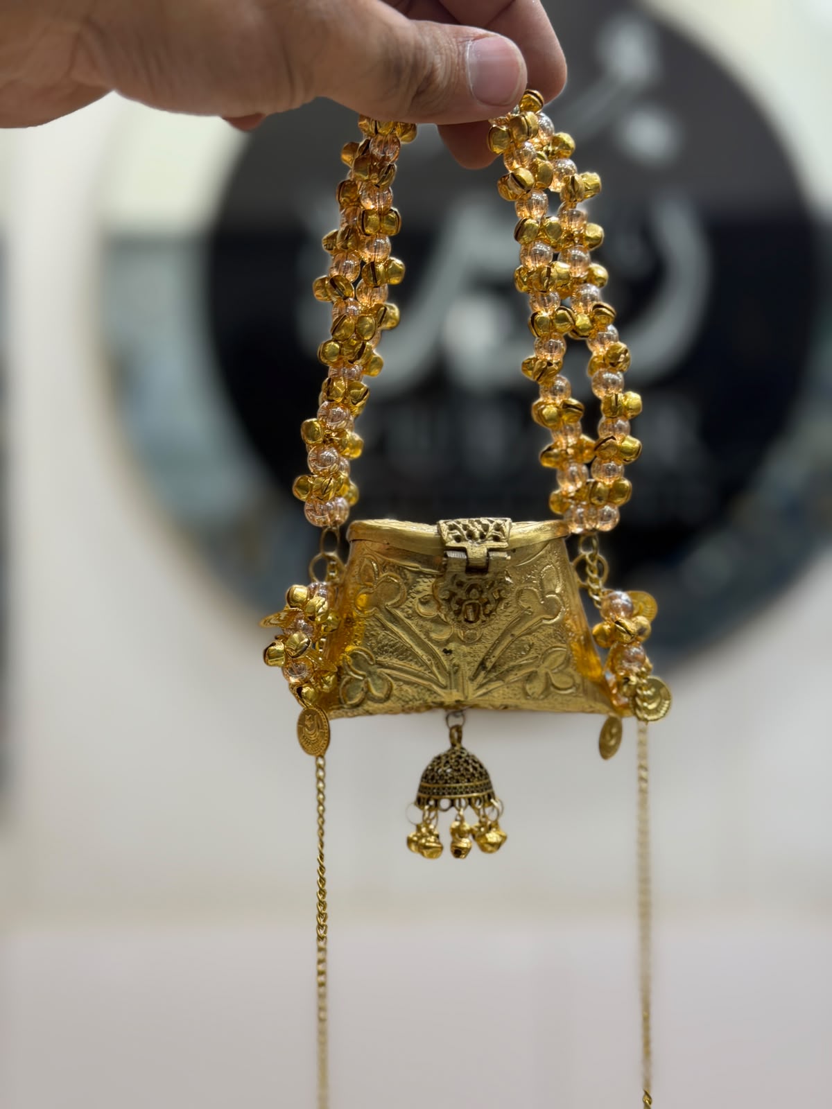 Stylish Indian Golden Kundan Metal Clutch_Small Size_New Arrival