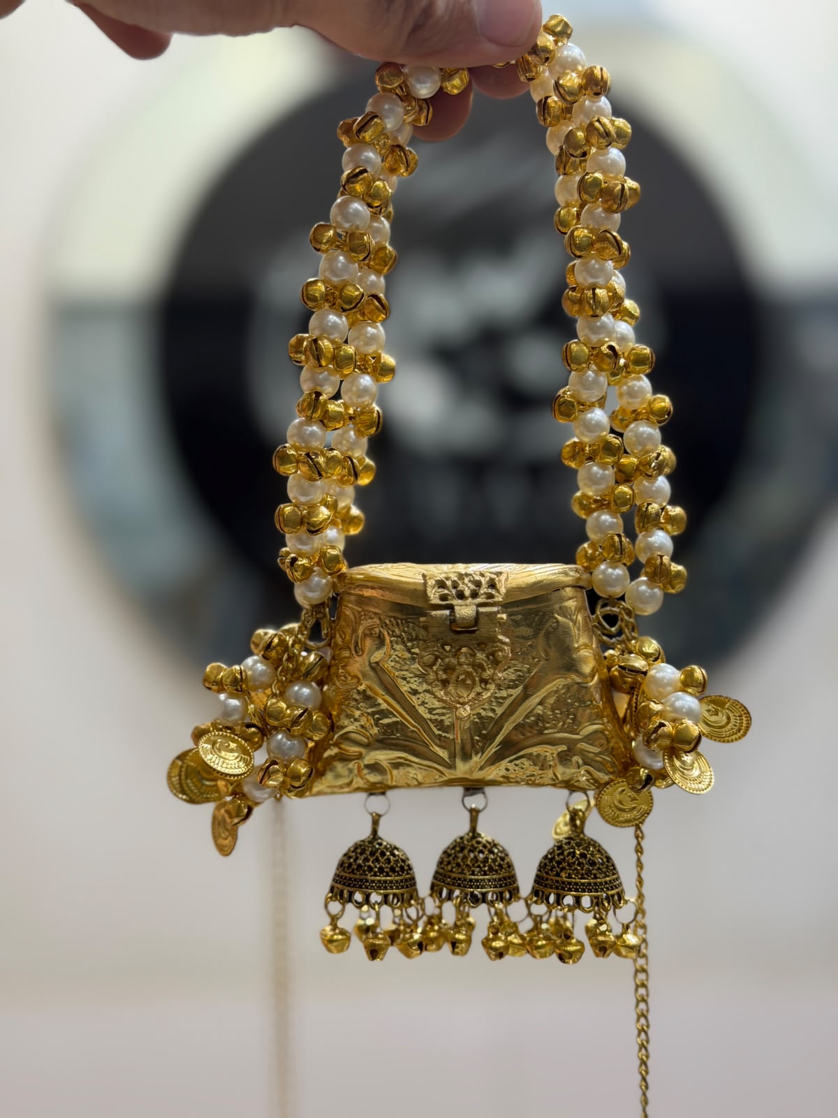 Stylish Indian Golden Kundan Metal Clutch_Small Size_New Arrival