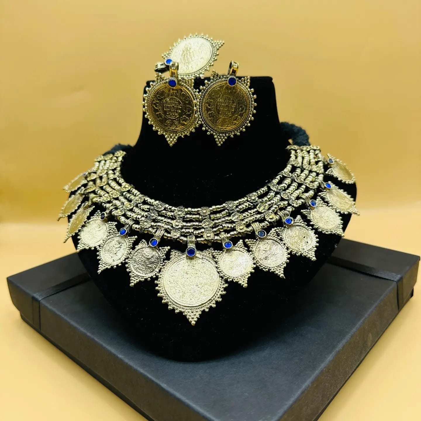 OUR HOT SELLING NECKLACE SET