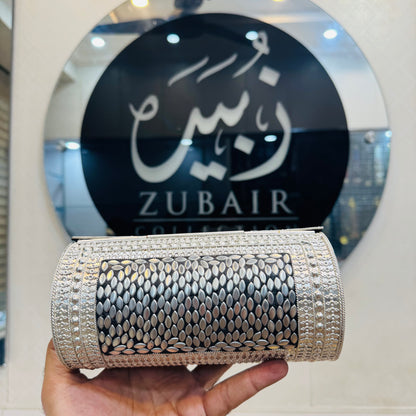 Beautiful Dolki Design Stones Clutch