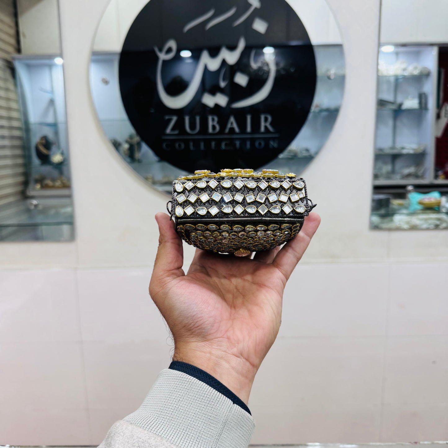 Kundan Clutch