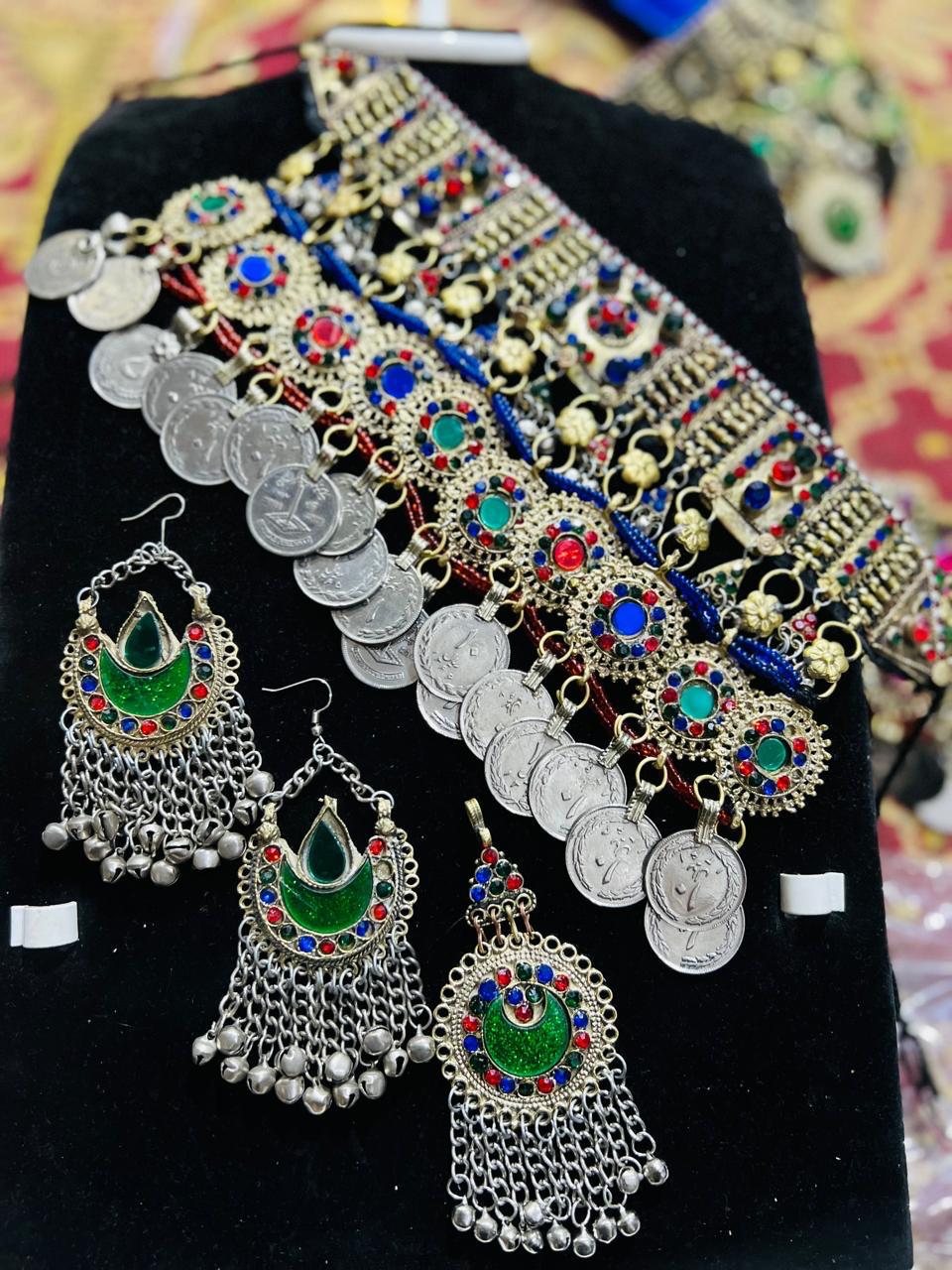 AFGHANI ANTIQUE CHOKER SET