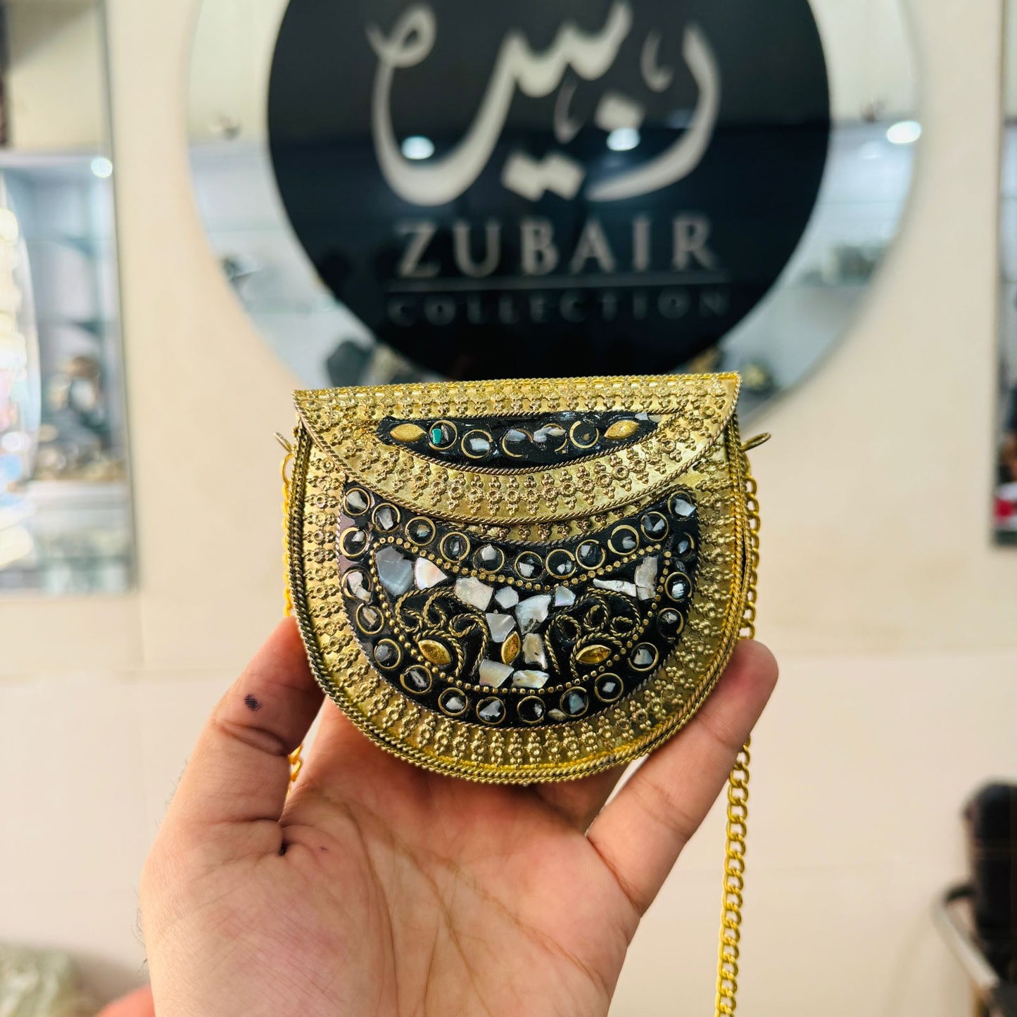 BEAUTIFUL BABYSIZE CLUTCH