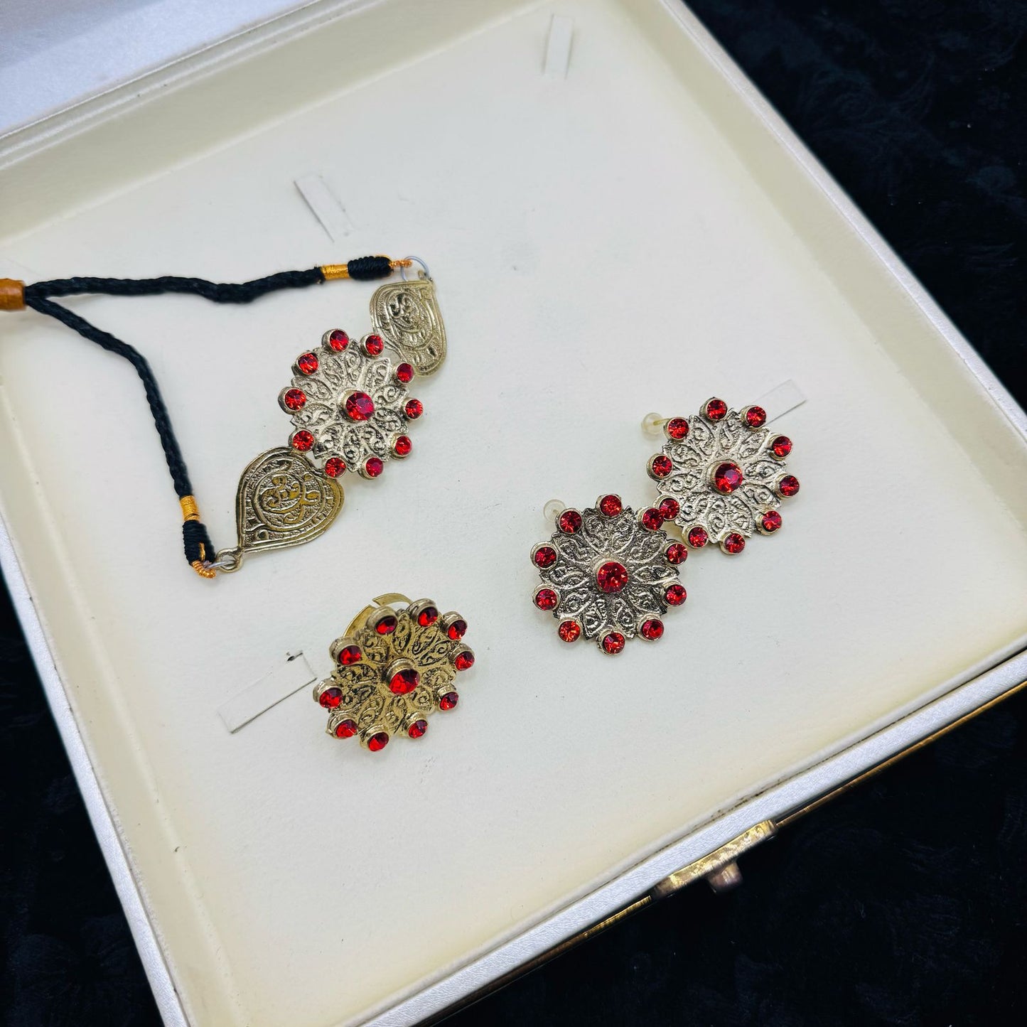 Beautiful new Design Choker set