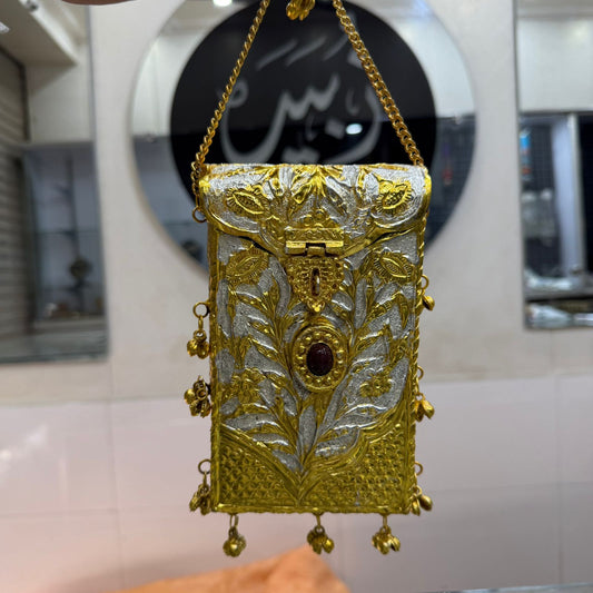 New Golden 2tune_Trending Clutch