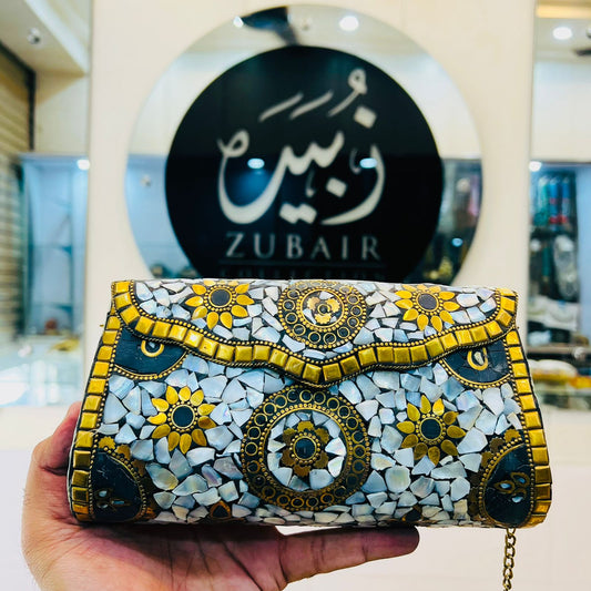 Sippi Black Clutch
