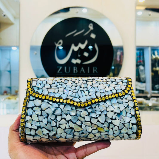 Indian Sippi Clutch