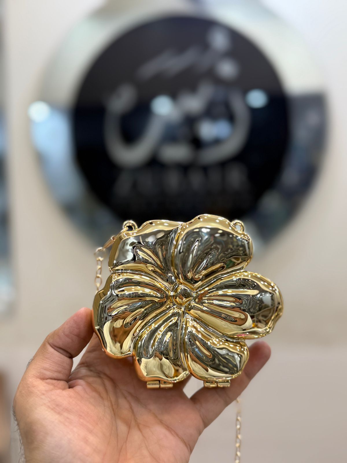 Acrylic Golden Flower Clutch_Design 7