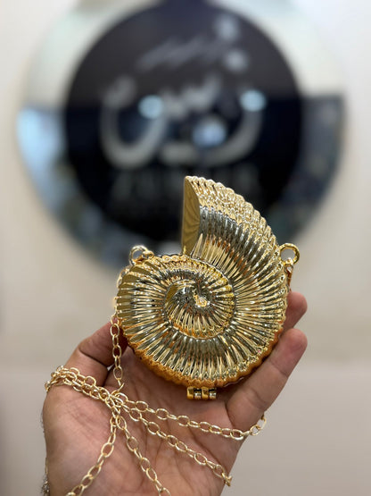 Acrylic Golden Shell Clutch_New Design 10