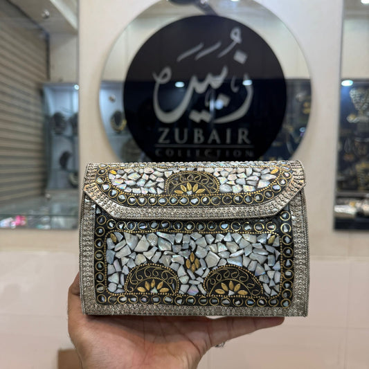 Indian Sippi Metal Clutch