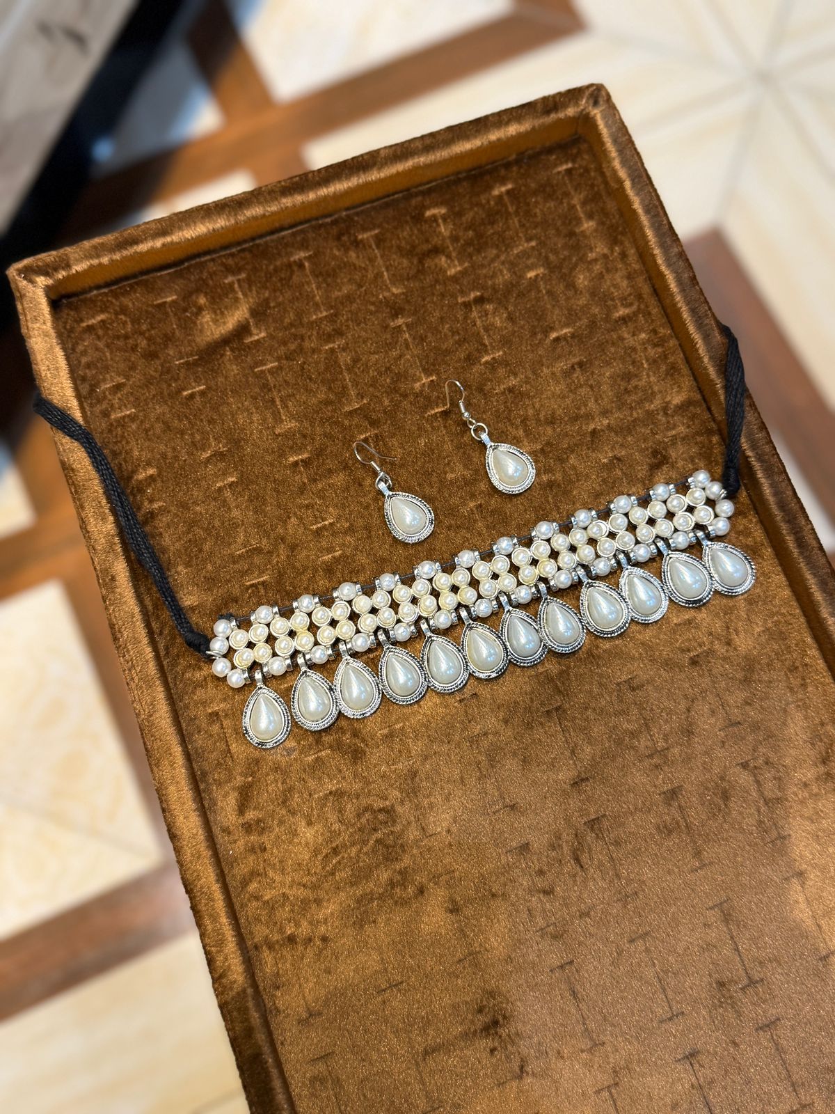 HandMade Pearl Set with EarRIngs