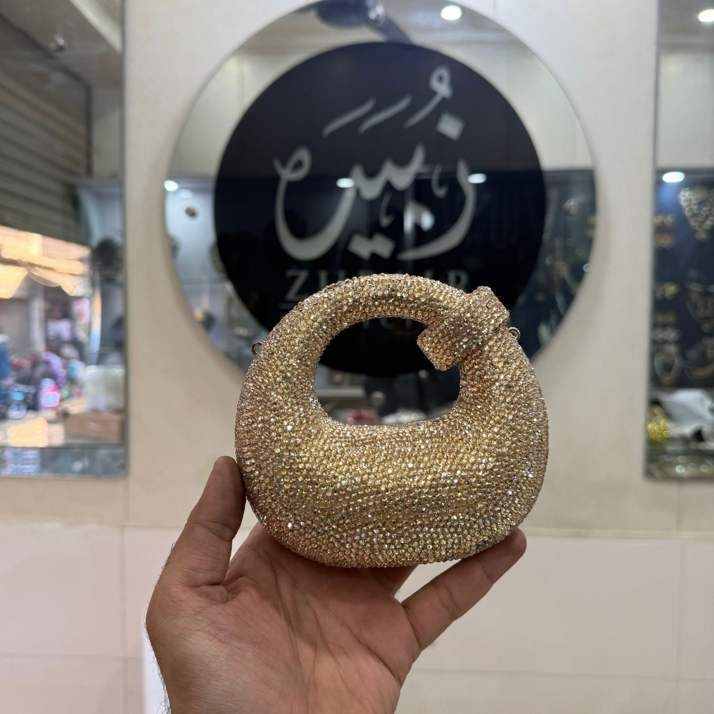 Acrylic Handmade Golden Beaded Clutch_Design 9