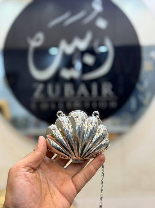 Stylish Seashell Silver Metal Clutch_Design 3