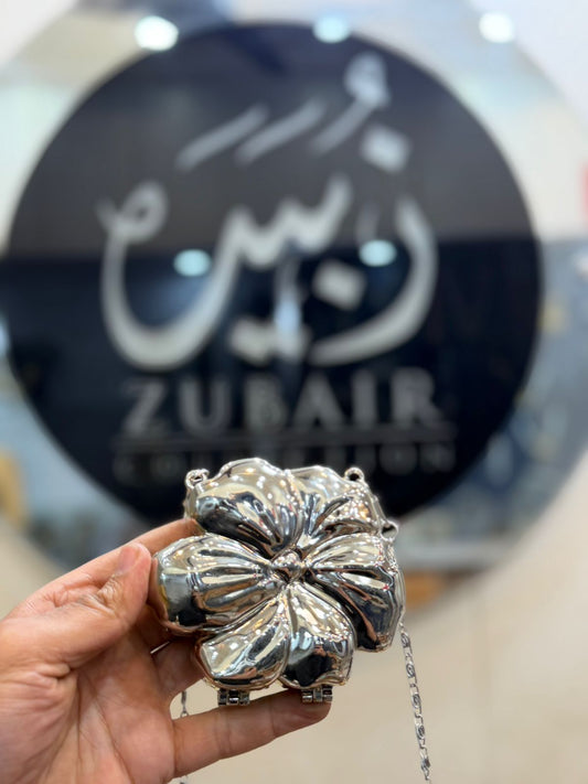 Stylish Flower Silver Metal Clutch_Design 5