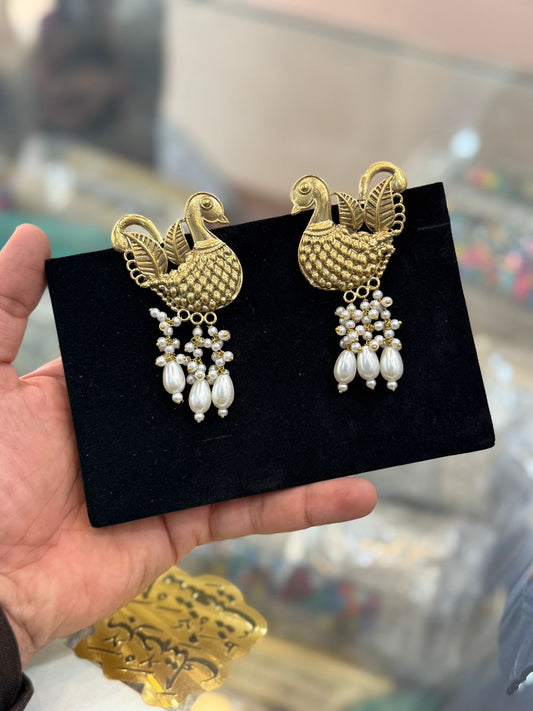 New Designer Golden Earrings