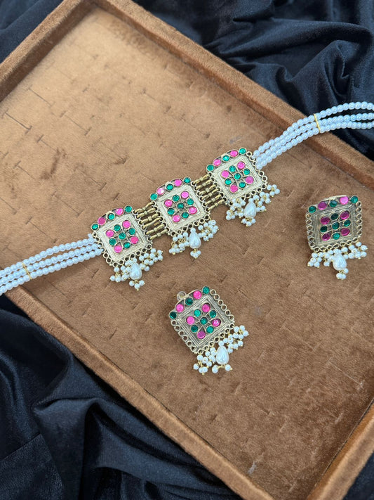 Palwasha Afghani Choker Set With EarRings