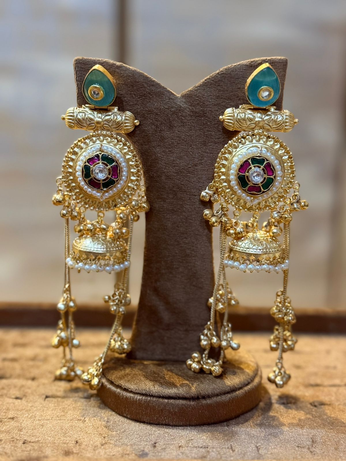 Stylish Luxury Kashmiri Golden Jhumkay_New Arrival 6