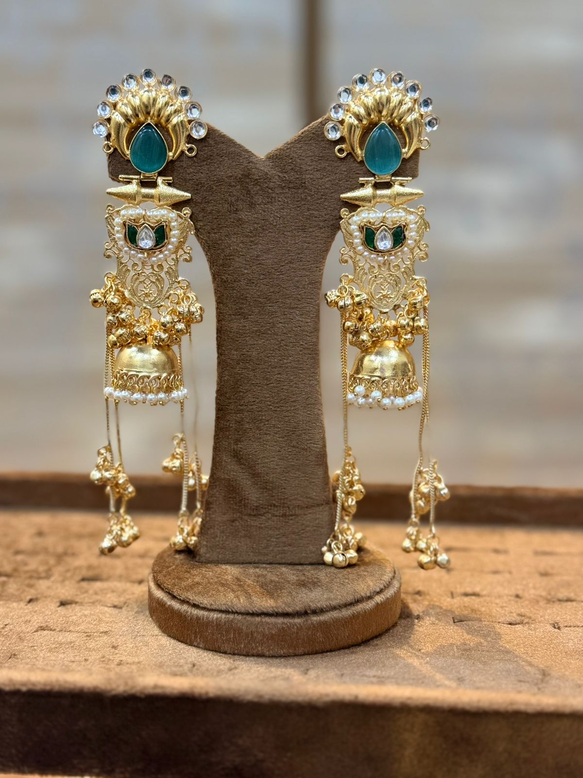 Stylish Luxury Kashmiri Golden Jhumkay_New Arrival 12