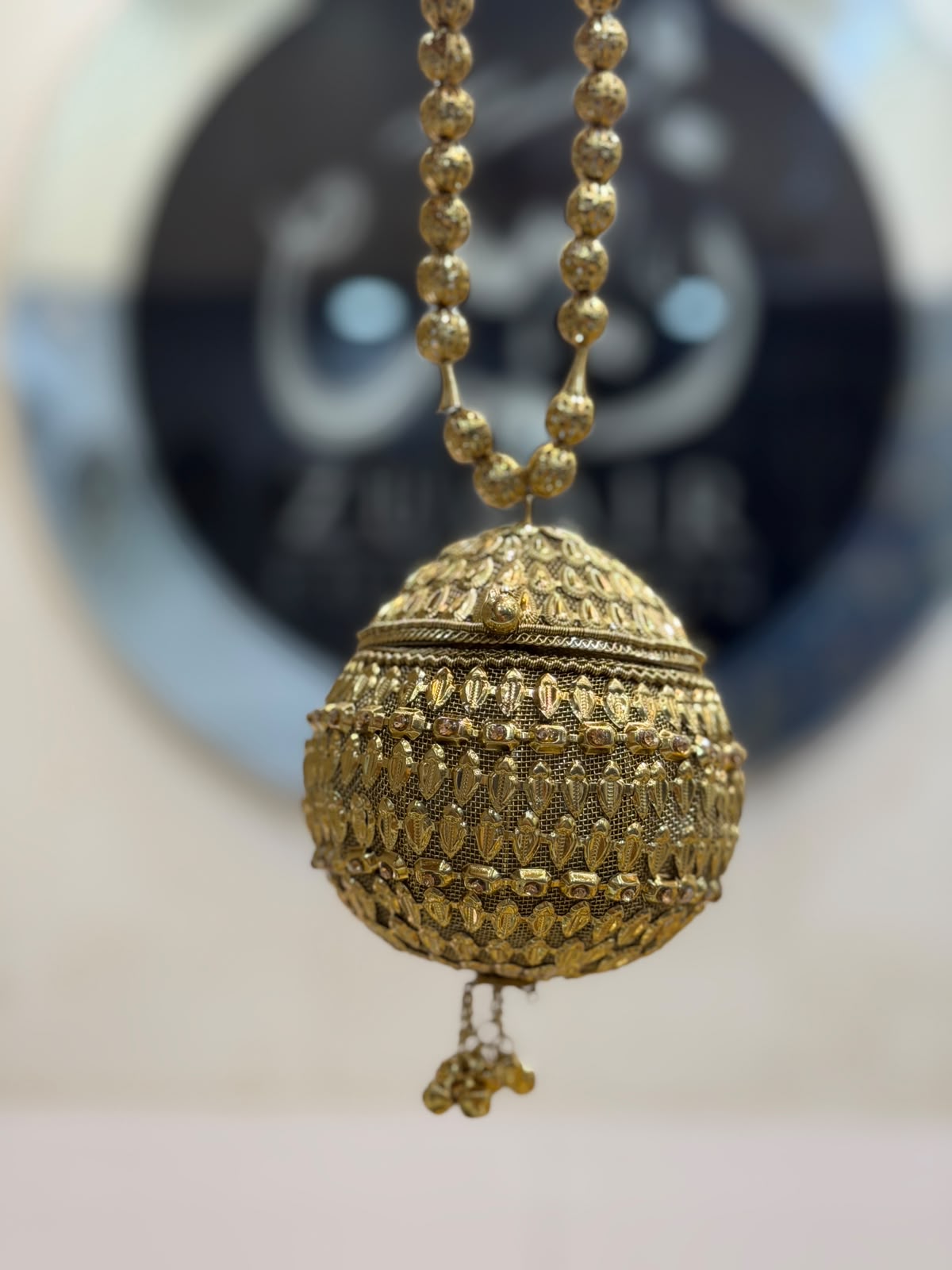 Stylish Heer Collection Golden Clutch_New Design 8
