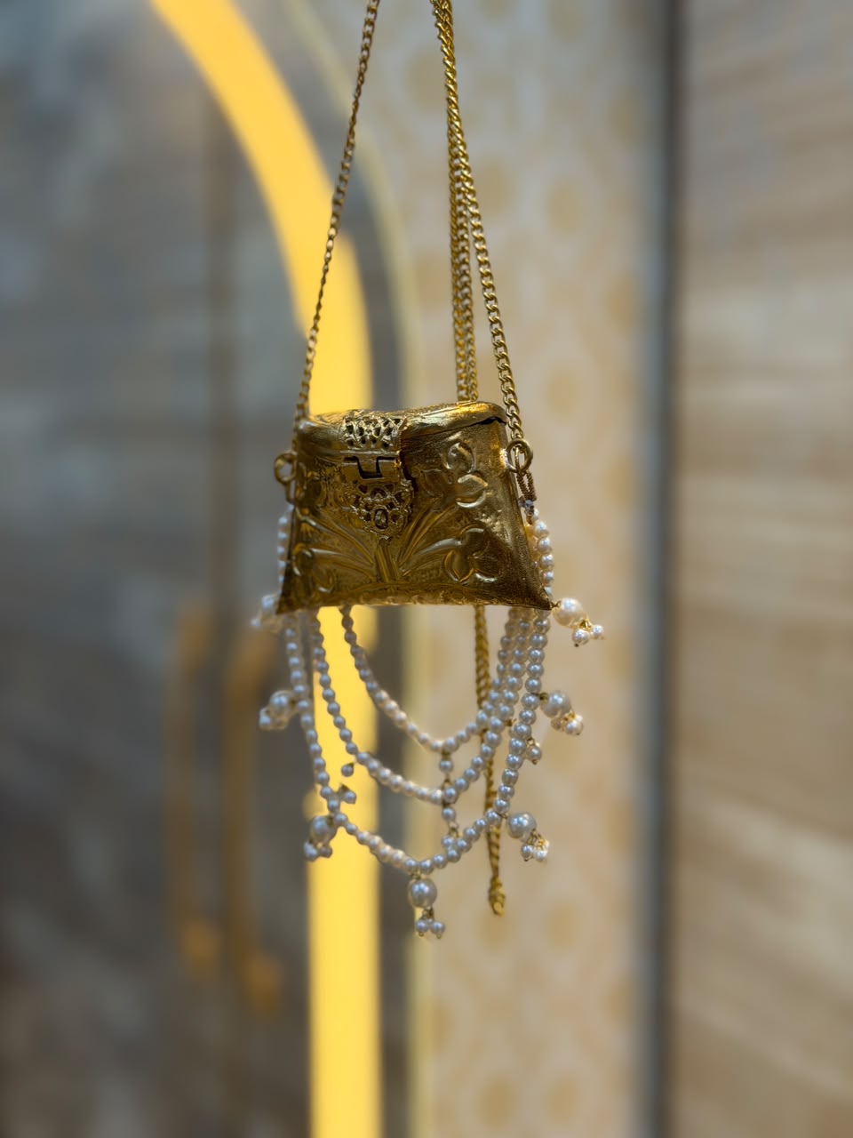 Stylish Indian Kundan Metal Clutch_Small Size_New Arrival