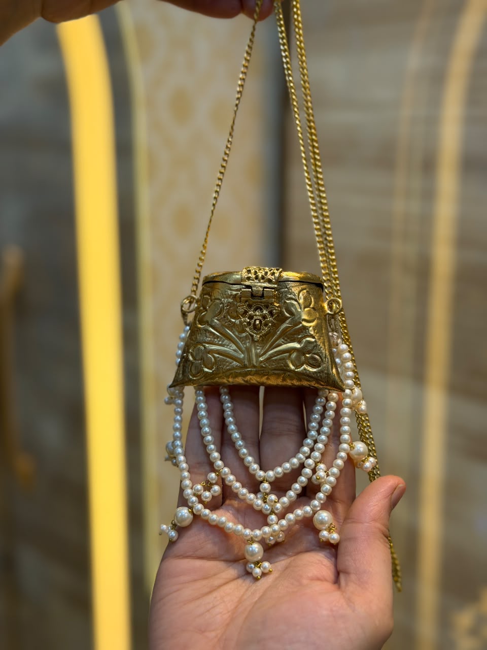 Stylish Indian Kundan Metal Clutch_Small Size_New Arrival