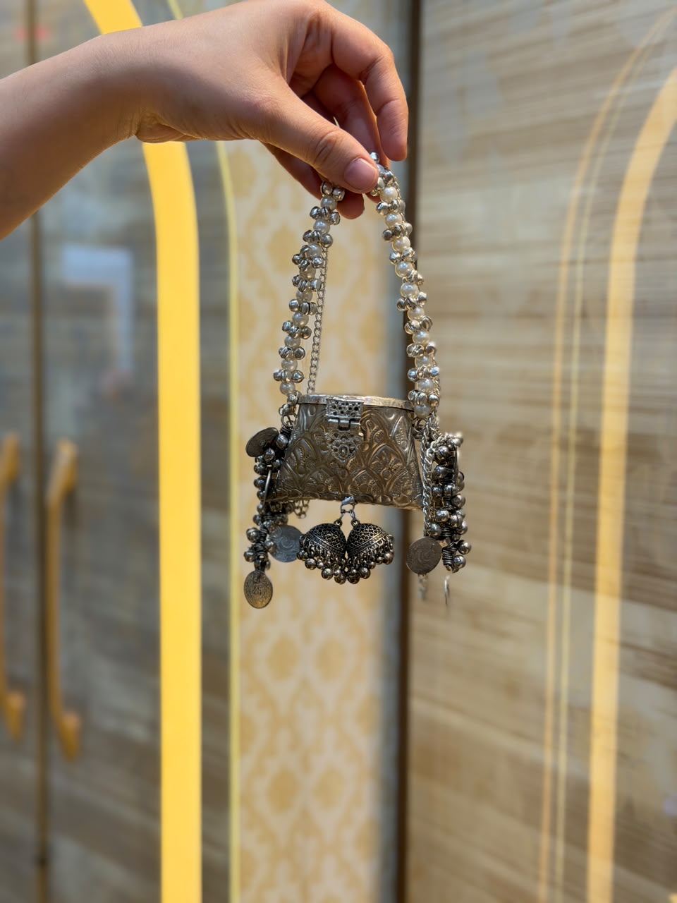 Stylish Indian Kundan Metal Clutch_Small Size_New Arrival