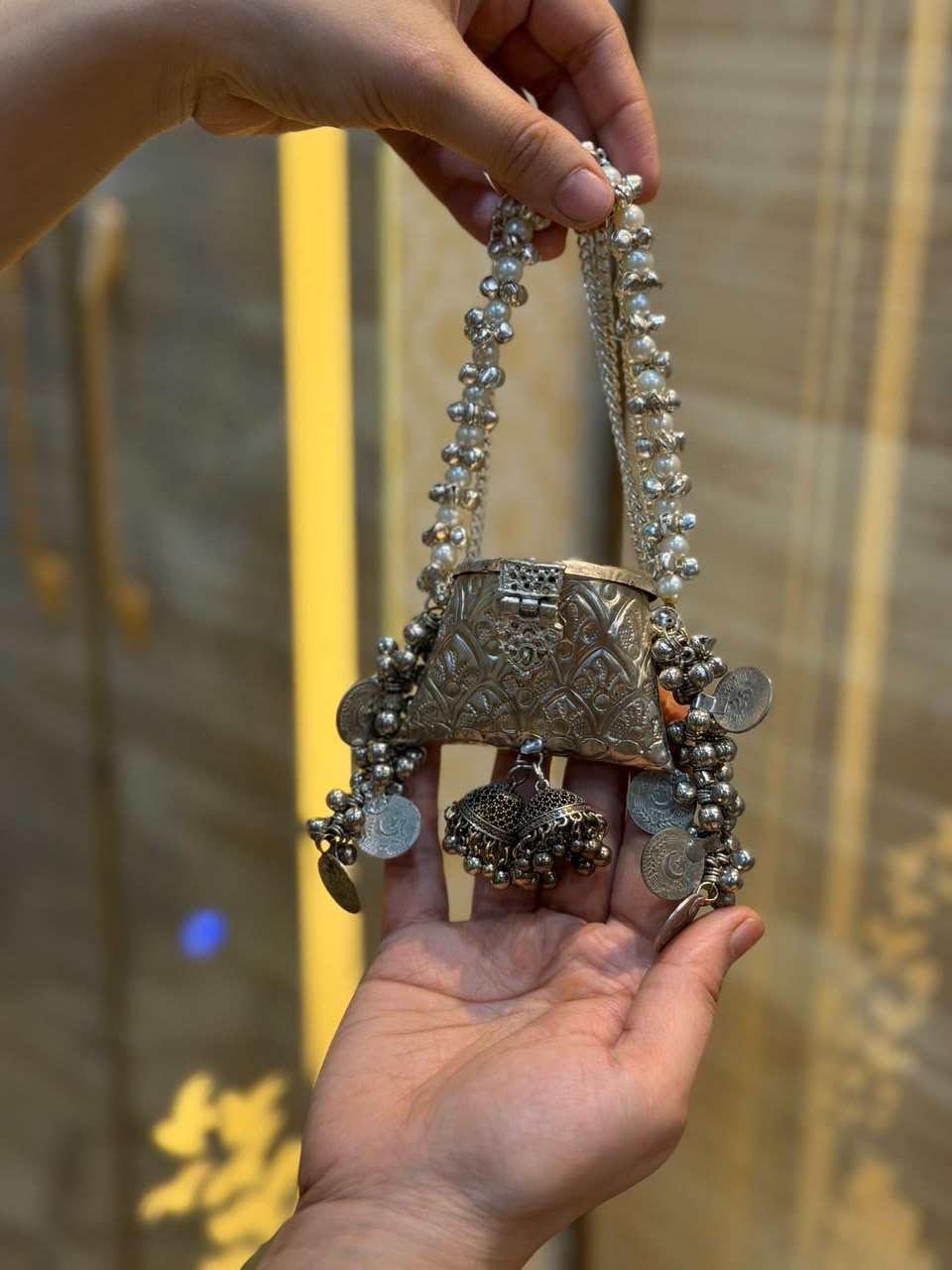 Stylish Indian Kundan Metal Clutch_Small Size_New Arrival