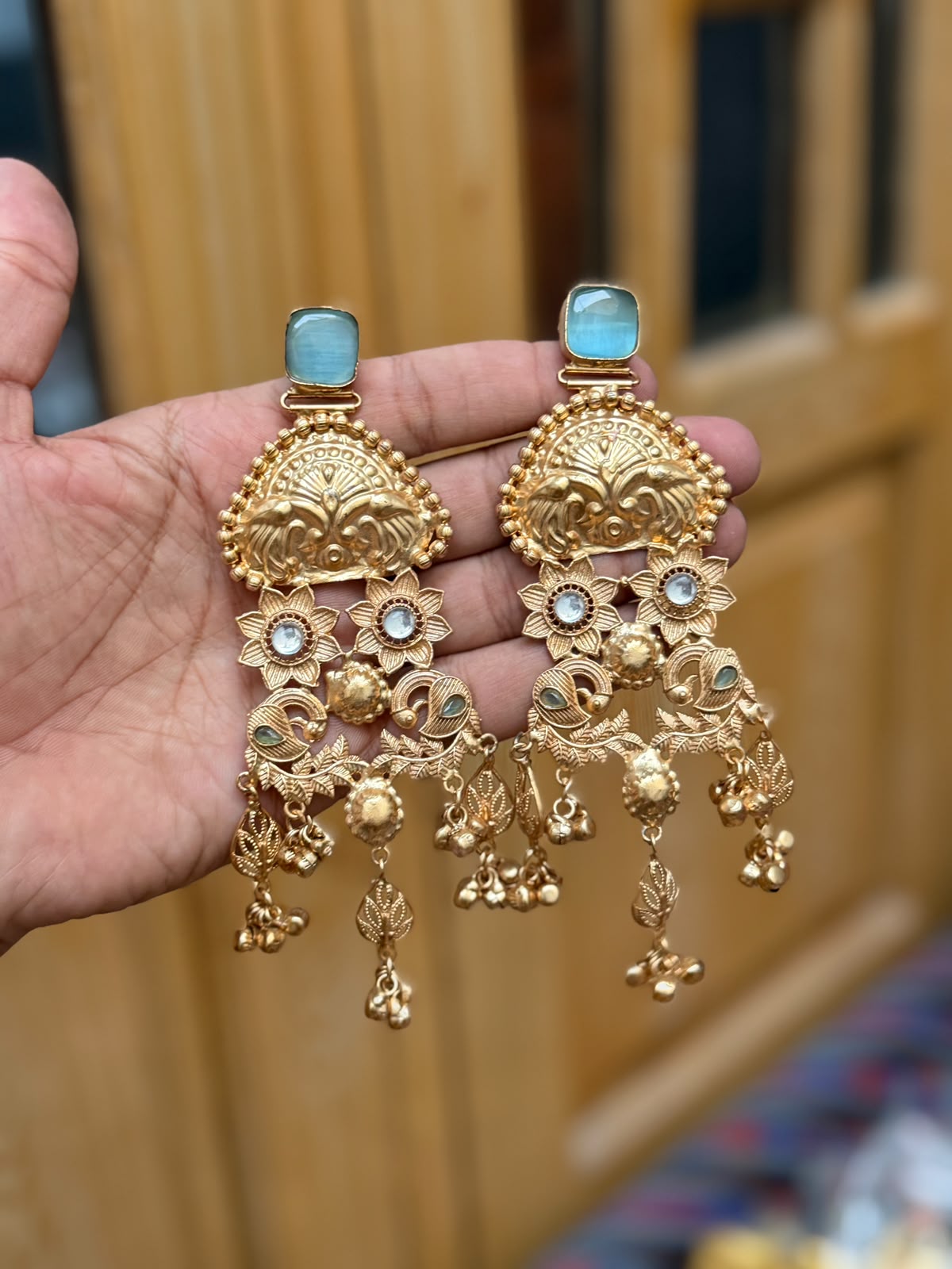 Stylish Luxury Kashmiri Golden Jhumkay_New Arrival 2