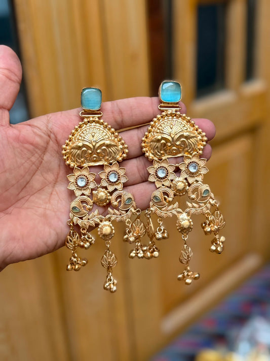 Stylish Luxury Kashmiri Golden Jhumkay_New Arrival 2
