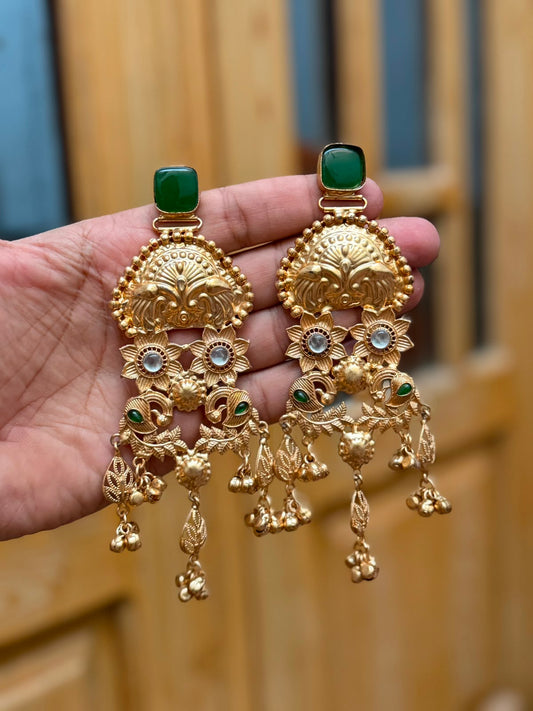 Stylish Luxury Kashmiri Golden Jhumkay_New Arrival 5