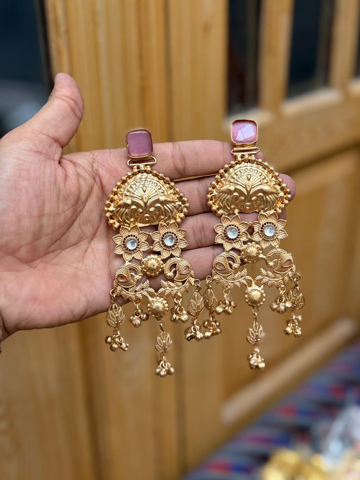 Stylish Luxury Kashmiri Golden Jhumkay_New Arrival 6