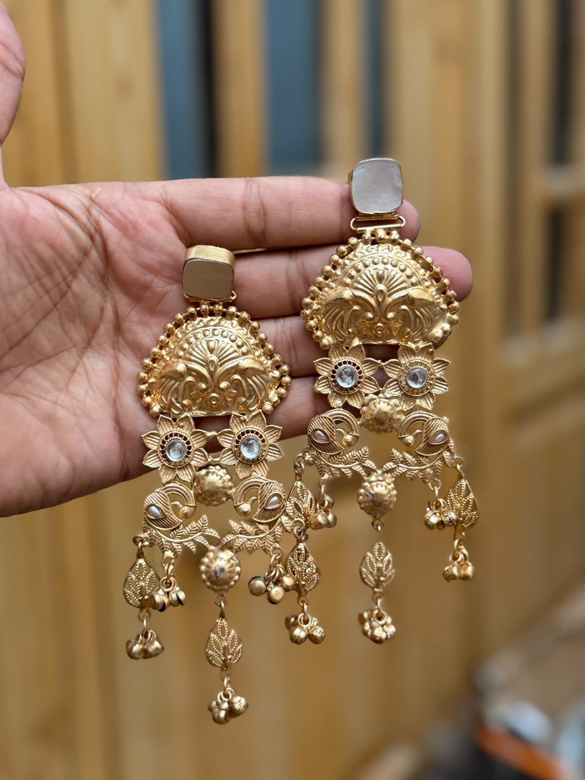 Stylish Luxury Kashmiri Golden Jhumkay_New Arrival 7