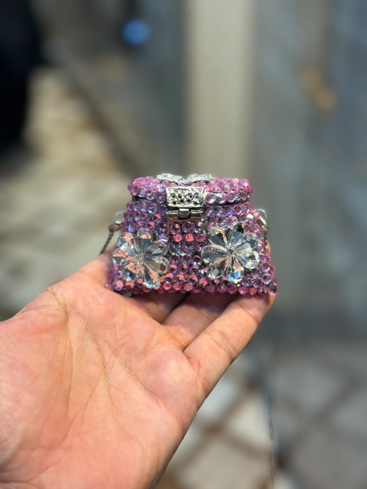 Stylish Indian Kundan Metal Clutch_Small Size_New Arrival