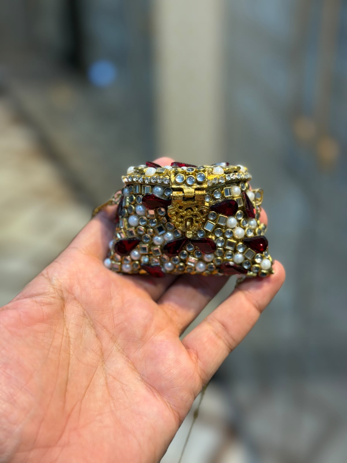 Stylish Indian Kundan Metal Clutch_Small Size_New Arrival