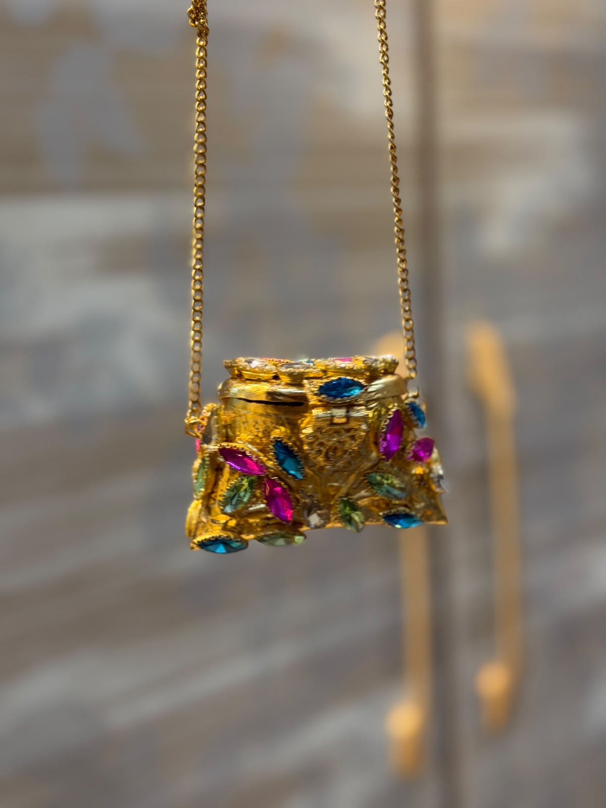 Stylish Indian Kundan Metal Clutch_Small Size_New Arrival