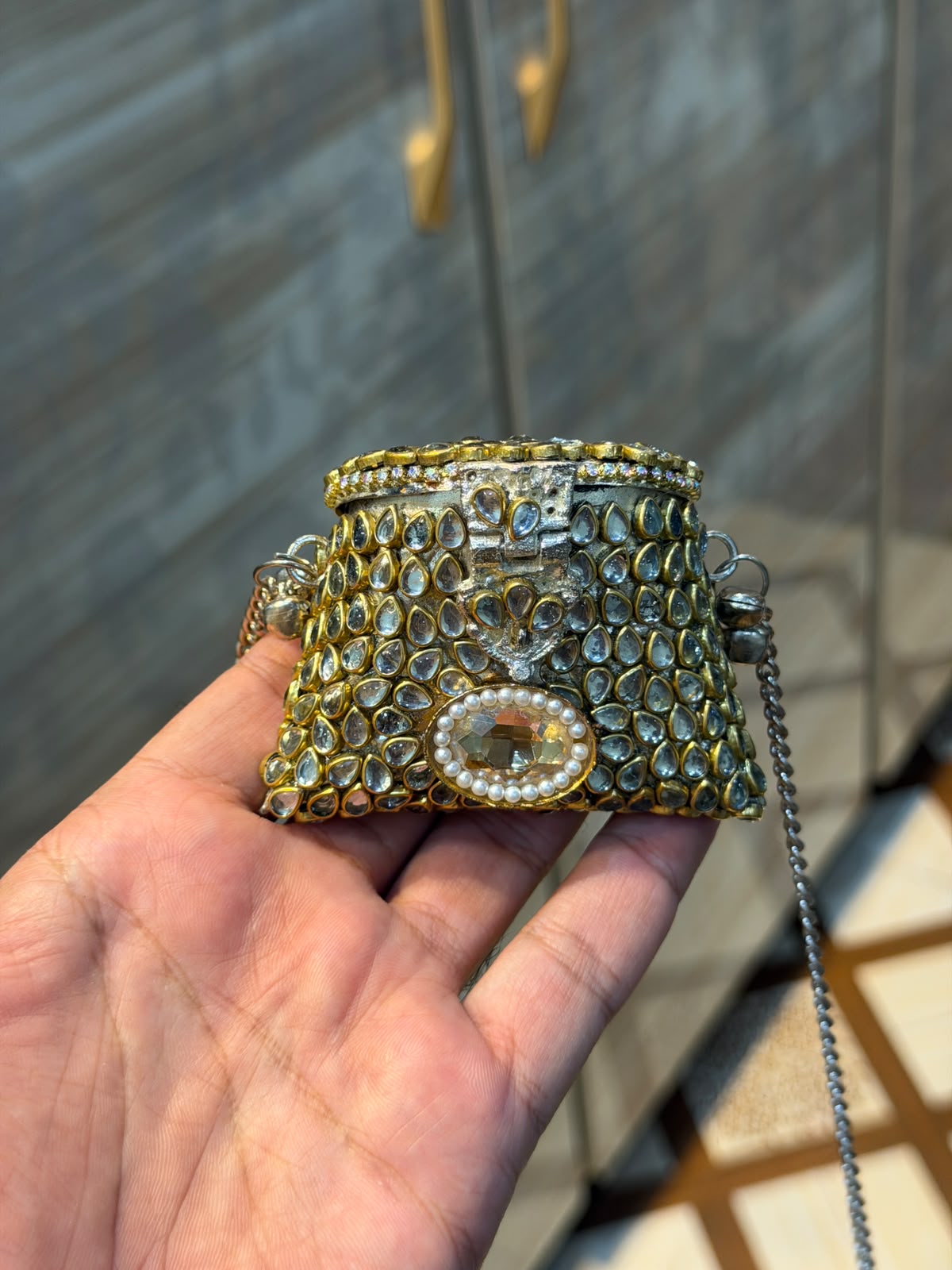 Stylish Indian Kundan Metal Clutch_Small Size_New Arrival