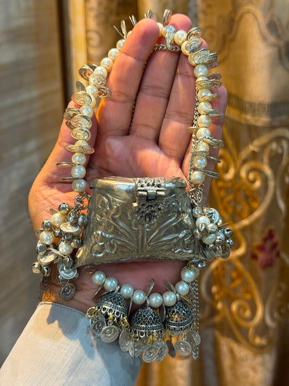 Stylish Indian Kundan Metal Clutch_Small Size_New Arrival