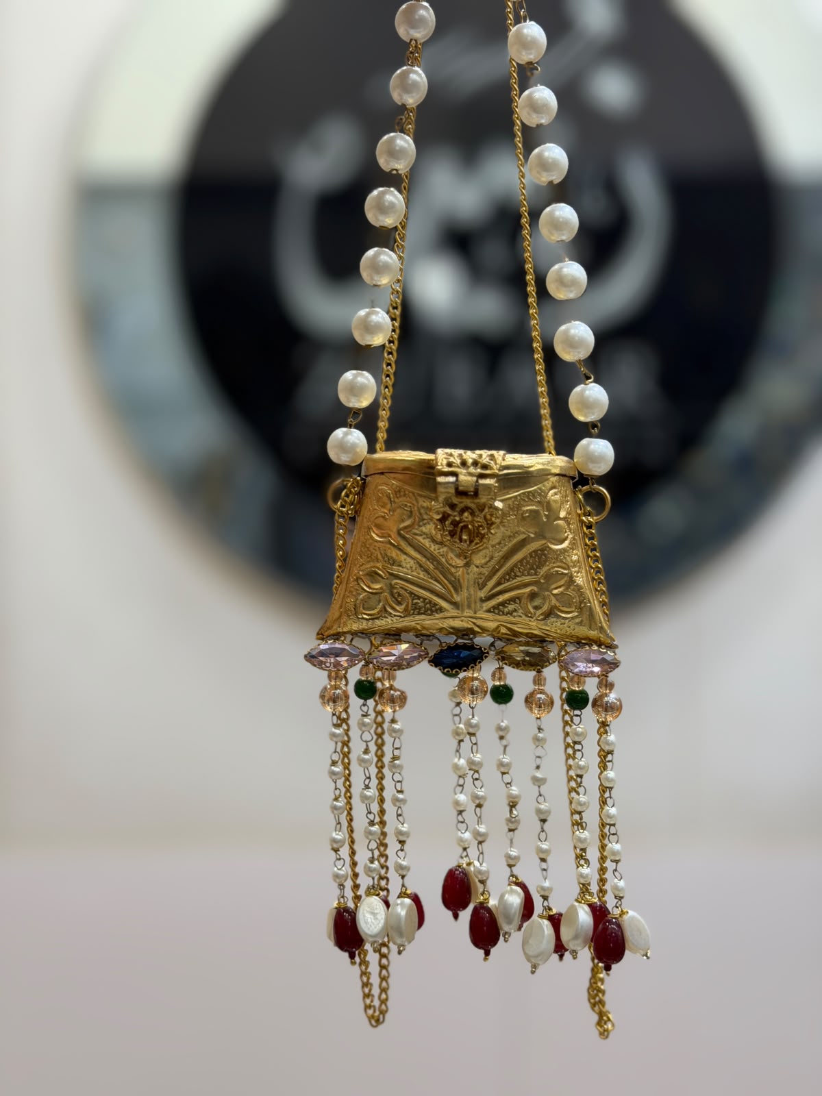 Stylish Indian Golden Kundan Metal Clutch_Small Size_New Arrival
