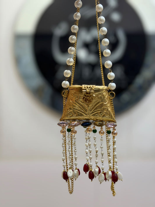 Stylish Indian Golden Kundan Metal Clutch_Small Size_New Arrival