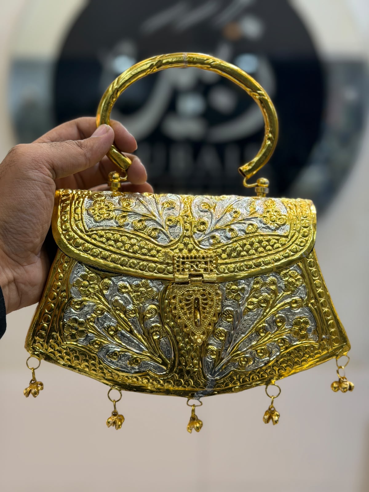 2Tune Luxury Traditional Indian Large Metal Clutch_New Arrival_3