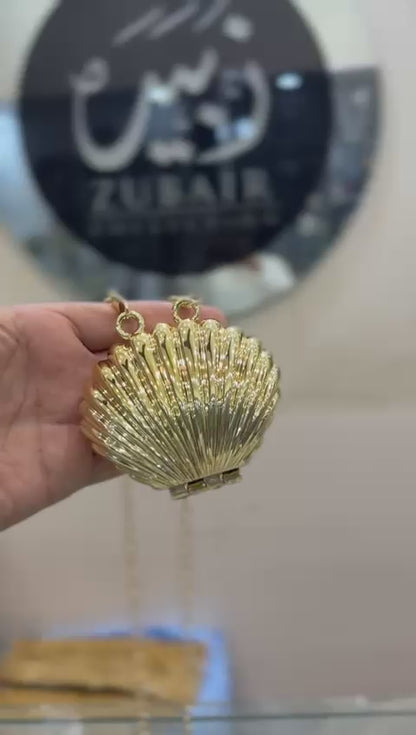 Acrylic Golden Shell Clutch_Design 8